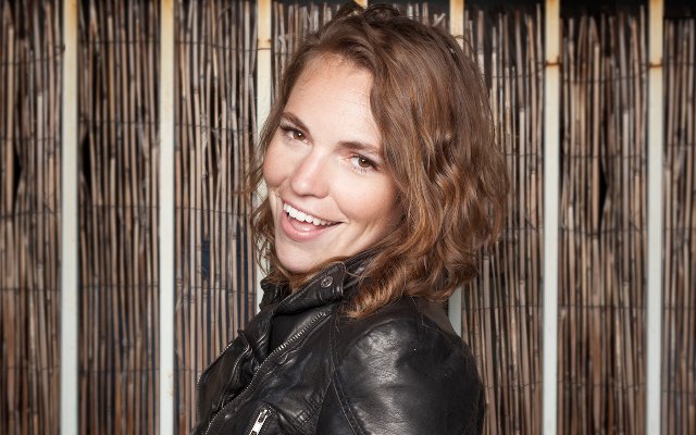 Beth Stelling